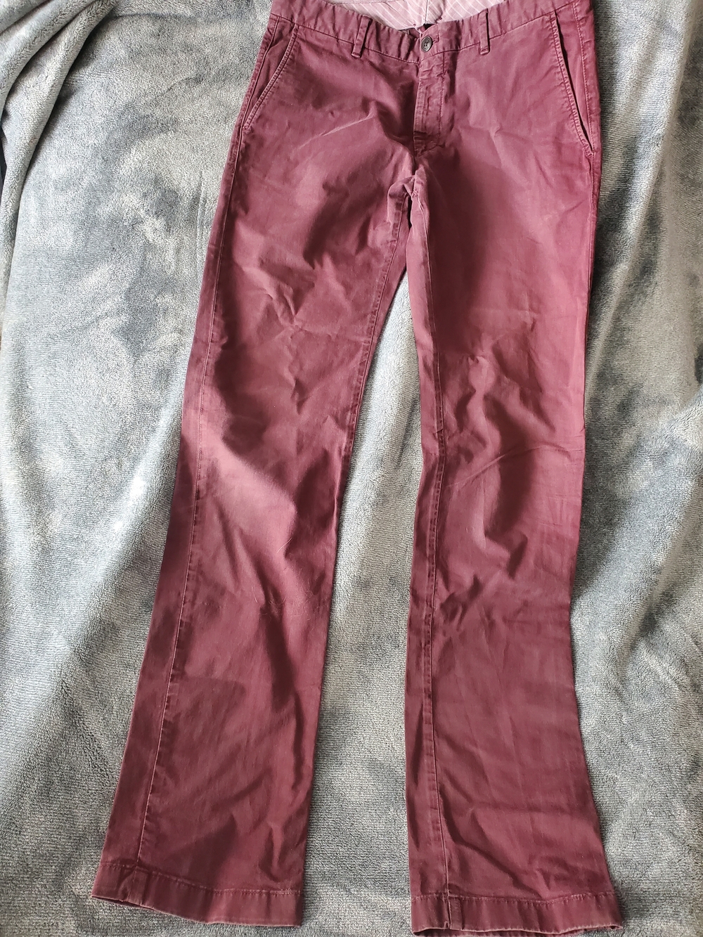 Strellson Men's Chinos in Deep Burgundy 31x34